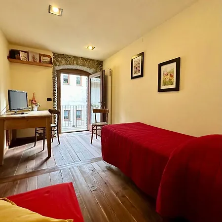 Penzion Maison Rosset Agriturismo, Camere, E In Valle D'aosta Nus