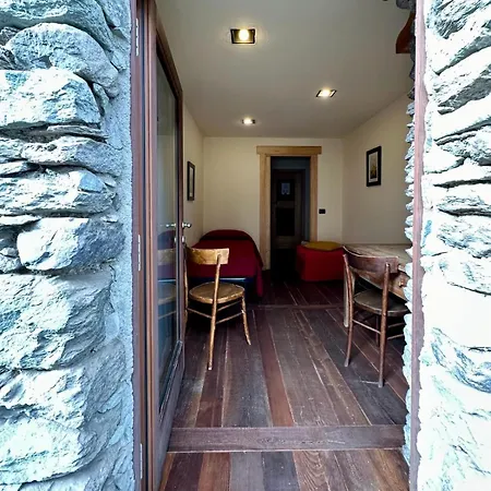 Maison Rosset Agriturismo, Camere, E In Valle D'aosta * Nus