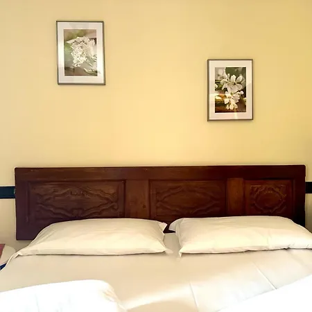 ゲストハウス Maison Rosset Agriturismo, Camere, E In Valle D'aosta