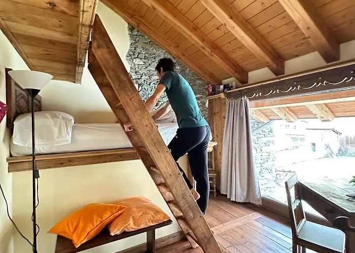 Affittacamere Maison Rosset Agriturismo, Camere, E In Valle D'aosta *