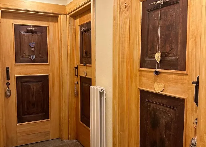 Maison Rosset Agriturismo, Camere, E In Valle D'aosta Affittacamere *