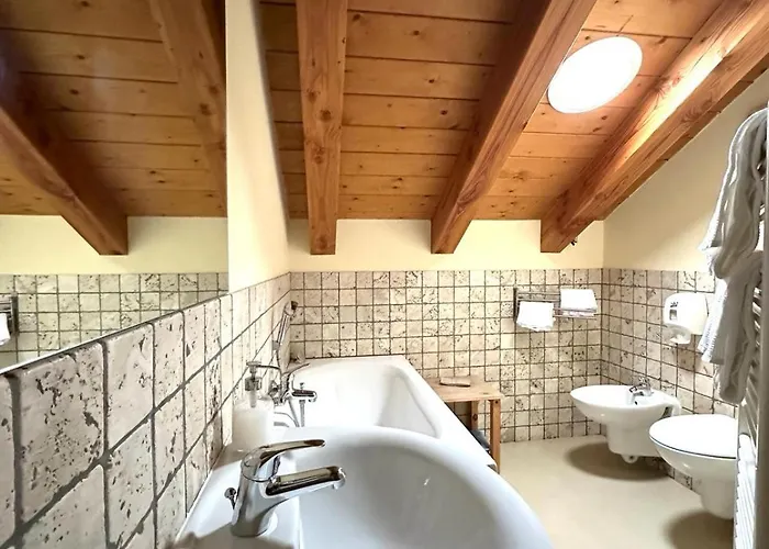 Maison Rosset Agriturismo, Camere, E In Valle D'aosta * Nus